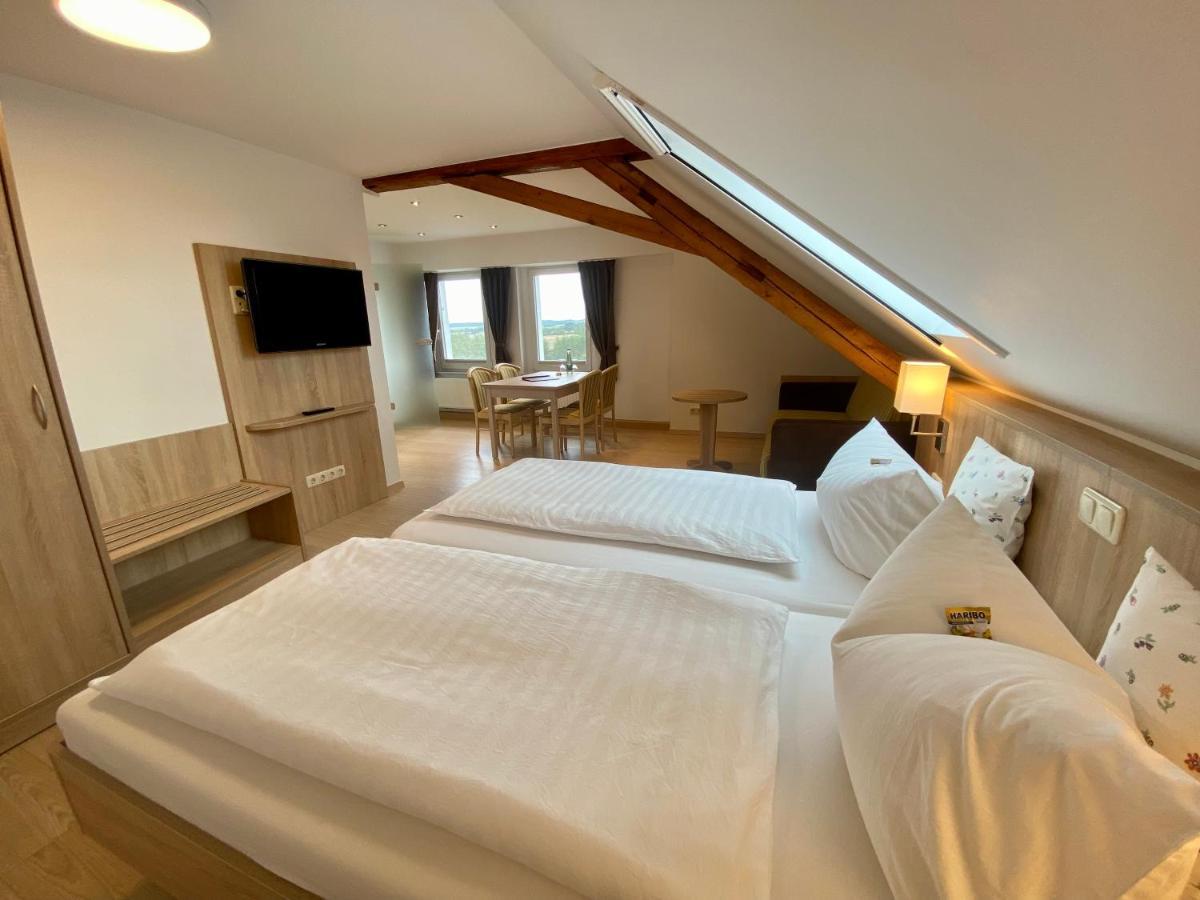 Gasthof Drei Schwanen Langenwetzendorf Esterno foto